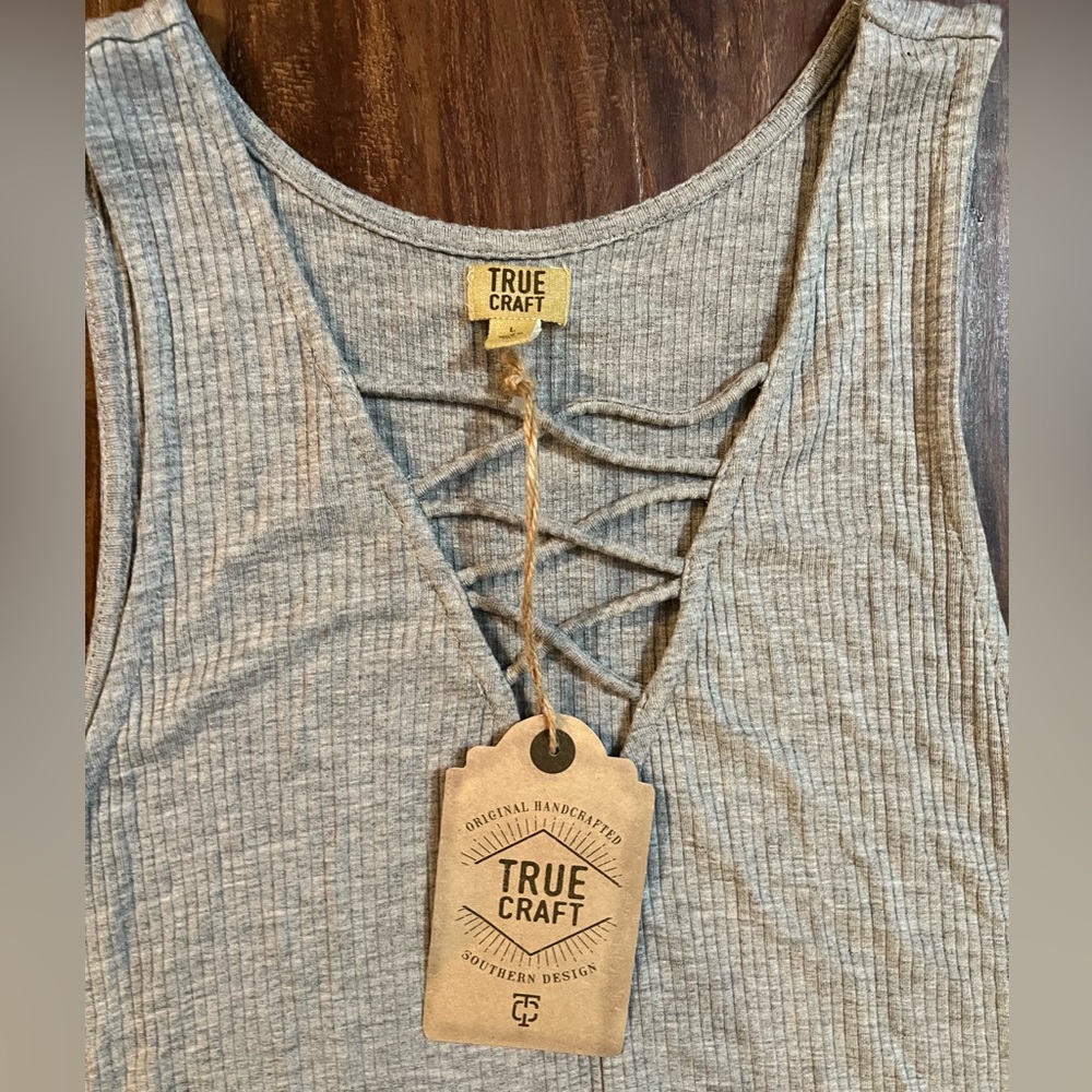 True Craft Dress Size XL Extra Large Sleeveless Gray Criss Cross V Neck Ribbed